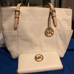Michael Kors Jet Set Tote & Wallet